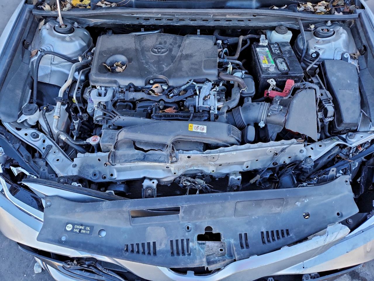 2019 TOYOTA CAMRY L photo 11