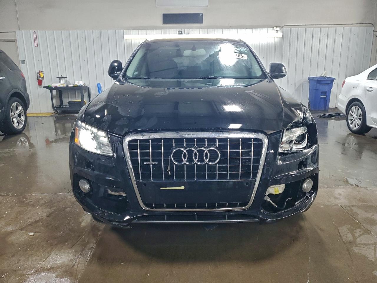 2011 AUDI Q5 PREMIUM PLUS photo 5