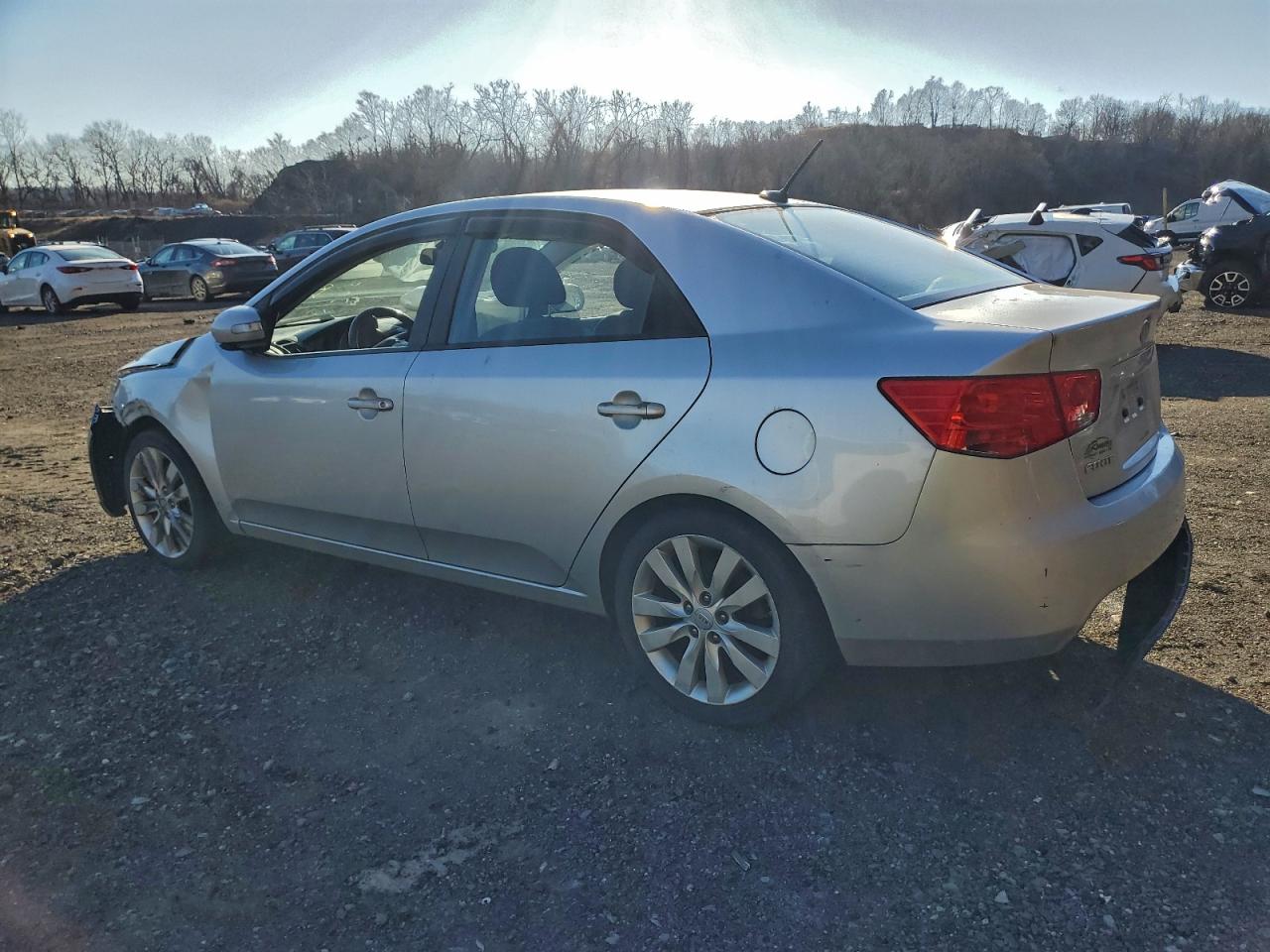 2010 KIA FORTE SX photo 3