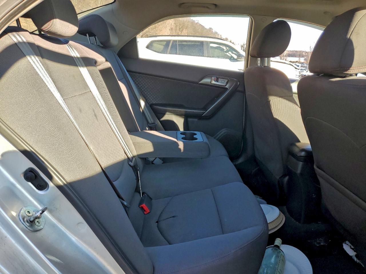 2010 KIA FORTE SX photo 19