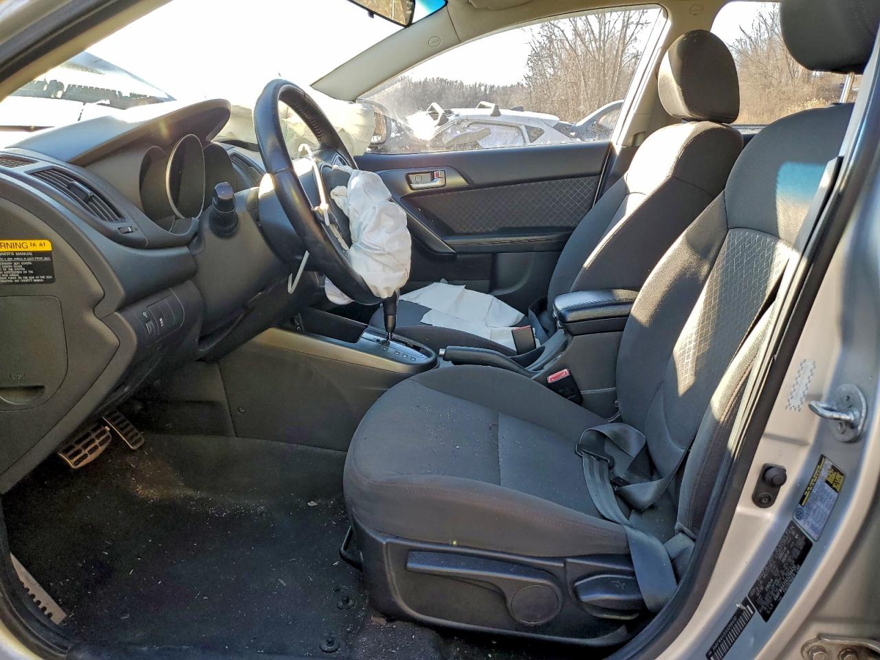 2010 KIA FORTE SX photo 13