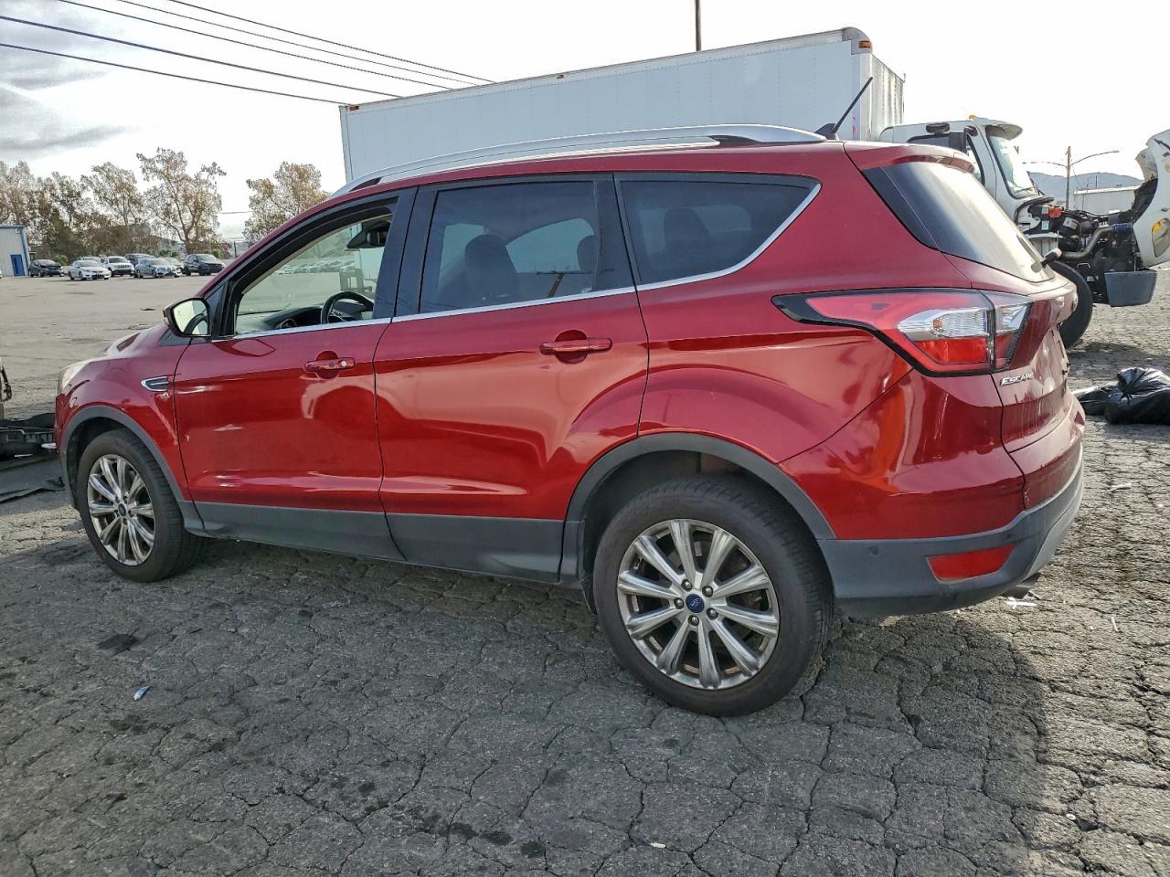 2018 FORD ESCAPE TITANIUM photo 2
