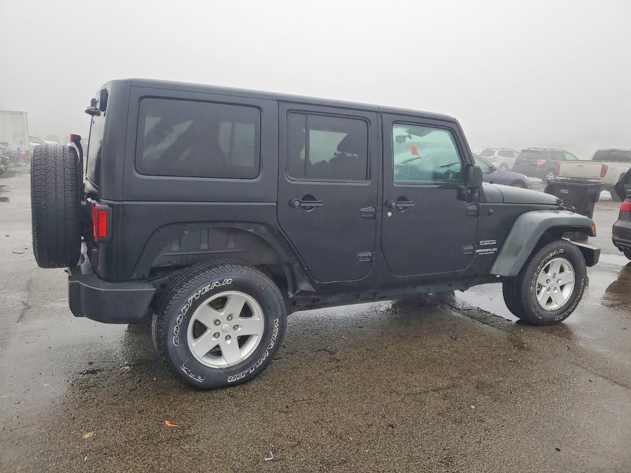 2012 JEEP WRANGLER UNLIMITED SPORT photo 3