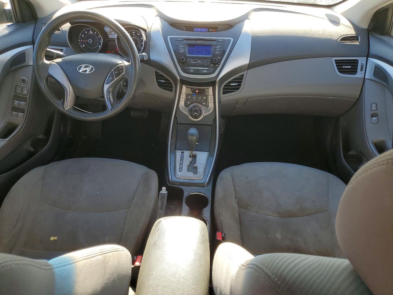 2013 HYUNDAI ELANTRA GLS photo 8