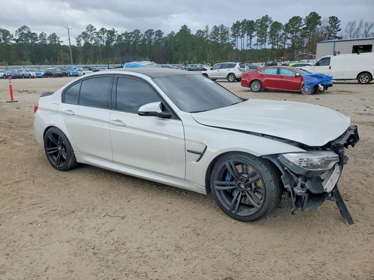 2015 BMW M3 photo 4