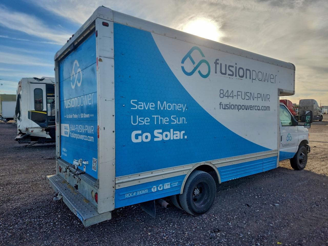 2006 FORD E450 DELIVERY TRUCK photo 3