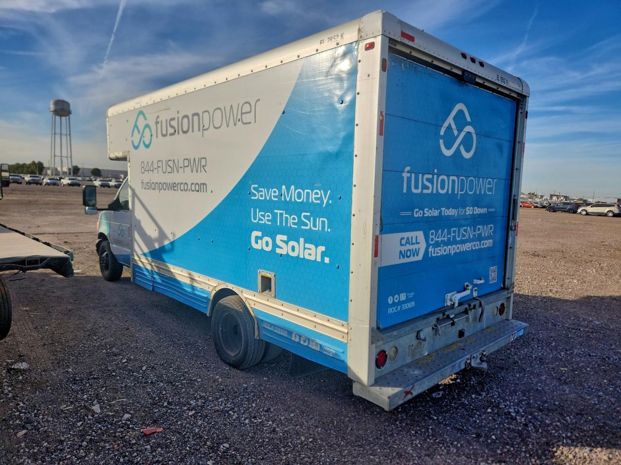 2006 FORD E450 DELIVERY TRUCK photo 2