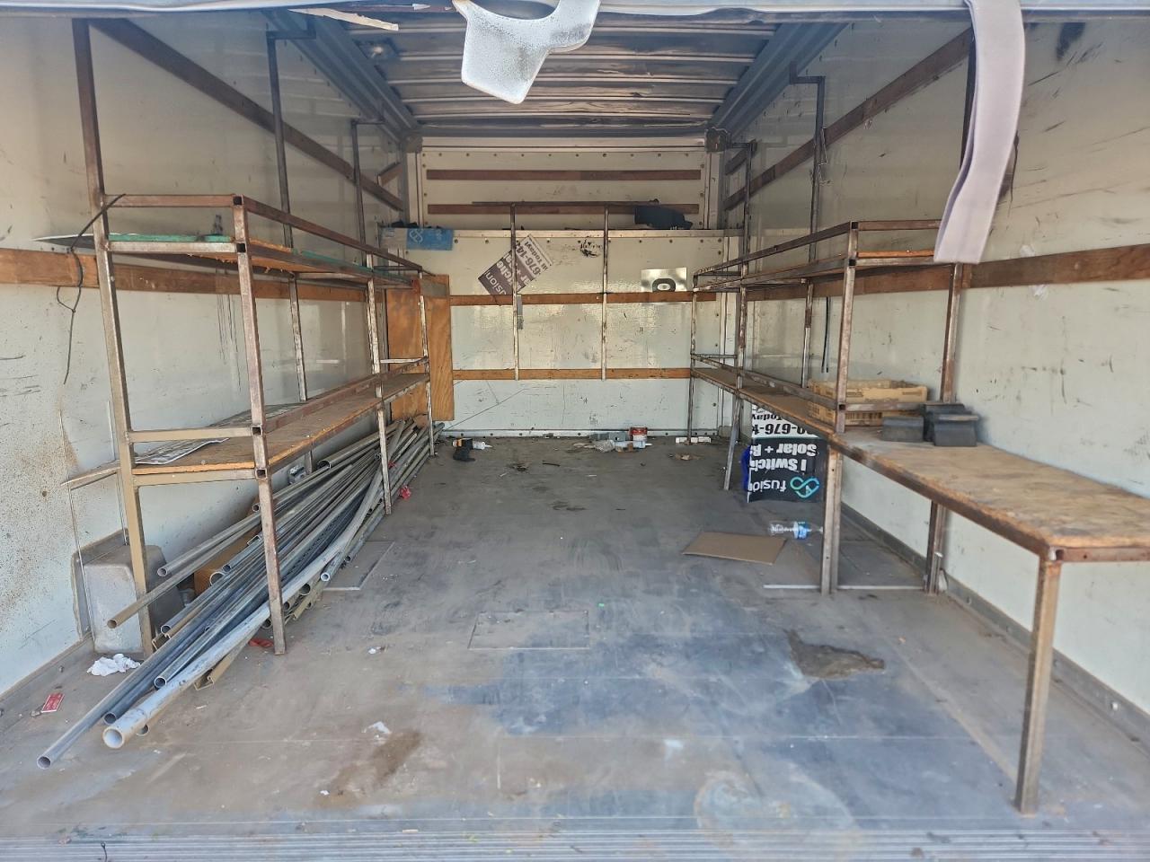 2006 FORD E450 DELIVERY TRUCK photo 10