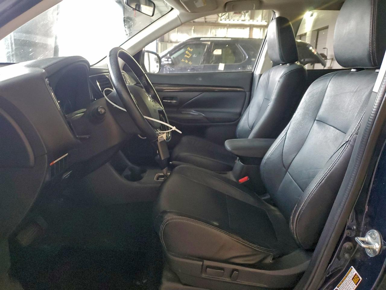 2016 MITSUBISHI OUTLANDER SE photo 7