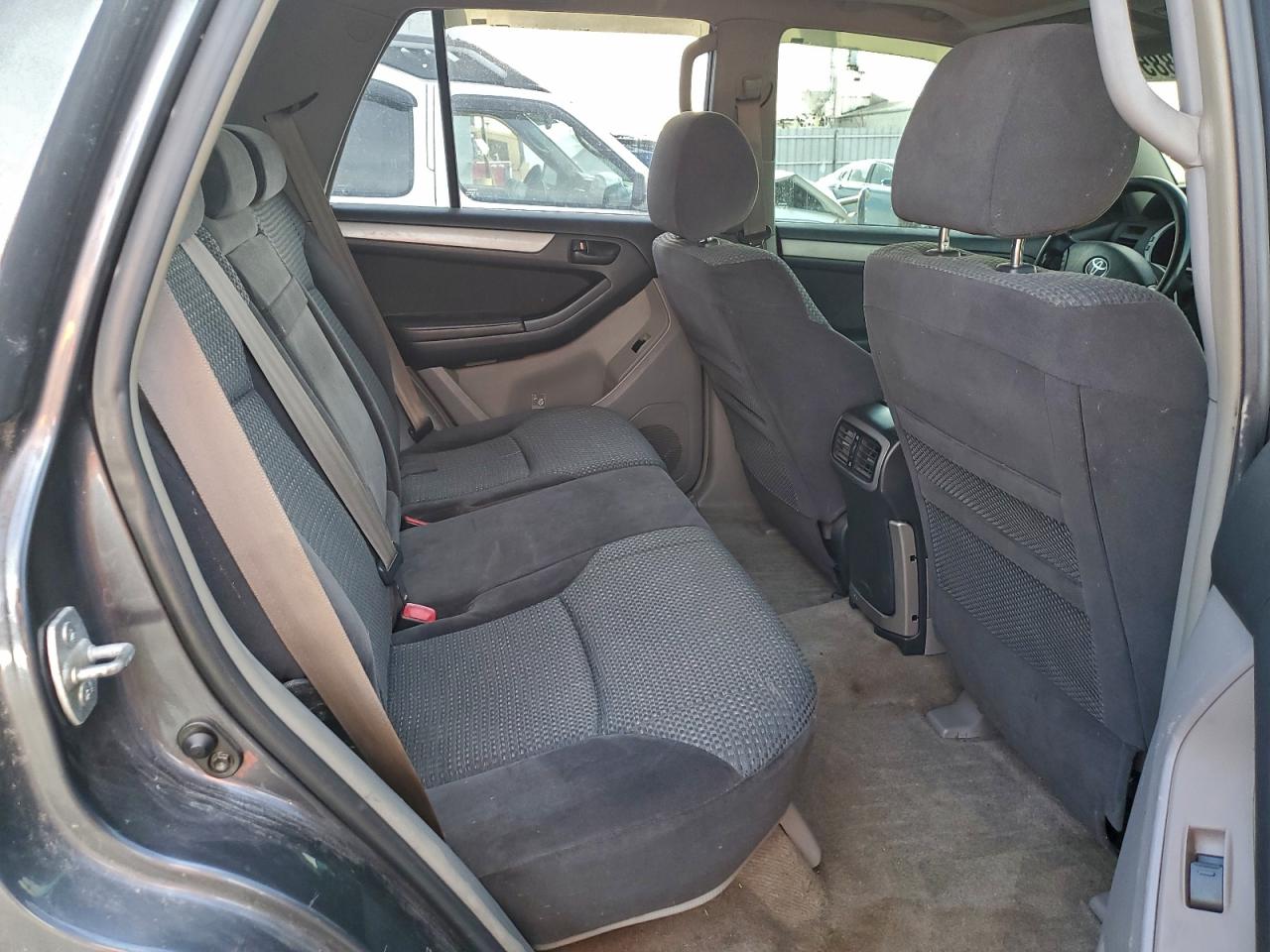 2005 TOYOTA 4RUNNER SR5 photo 11