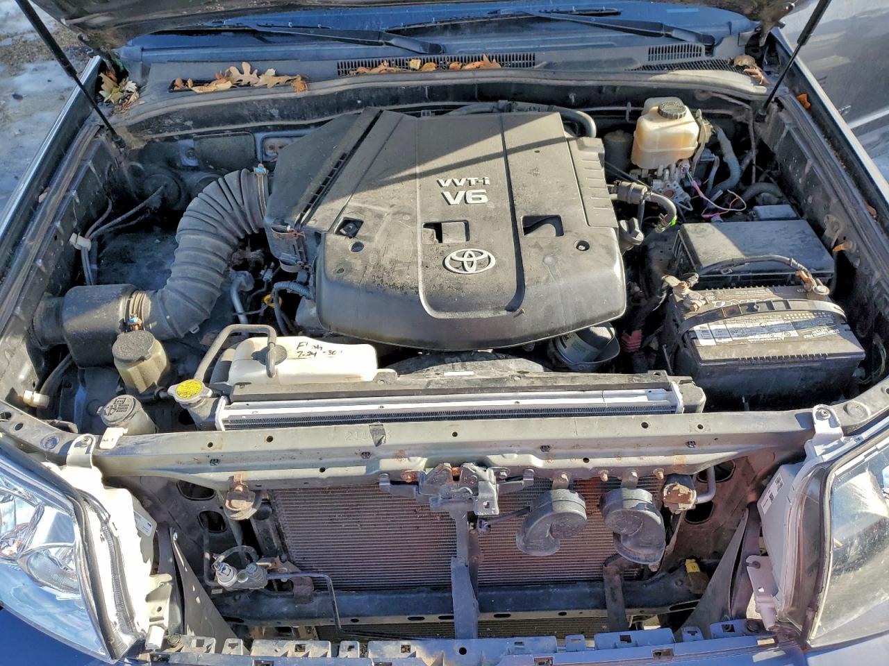 2005 TOYOTA 4RUNNER SR5 photo 12