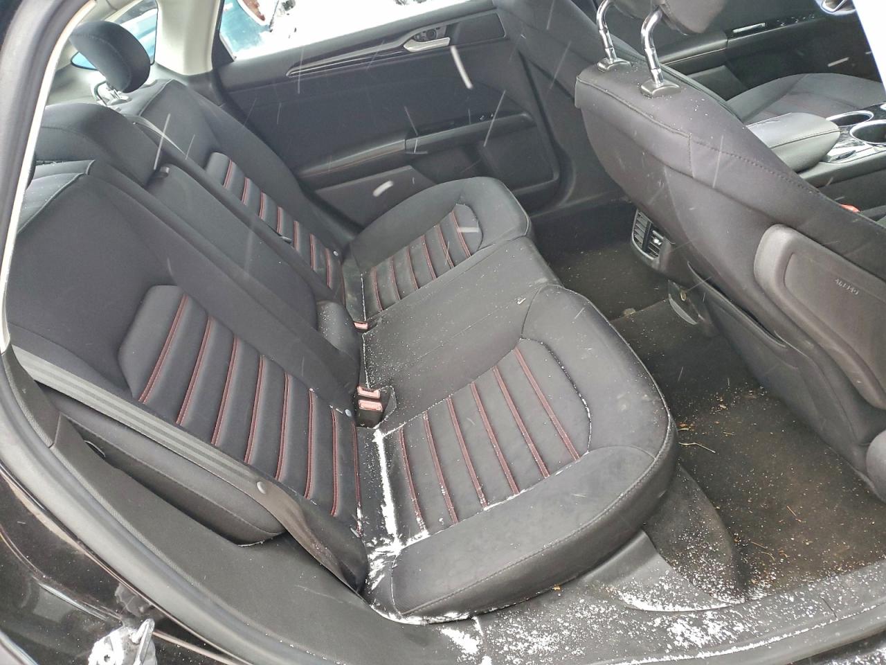2013 FORD FUSION SE photo 10