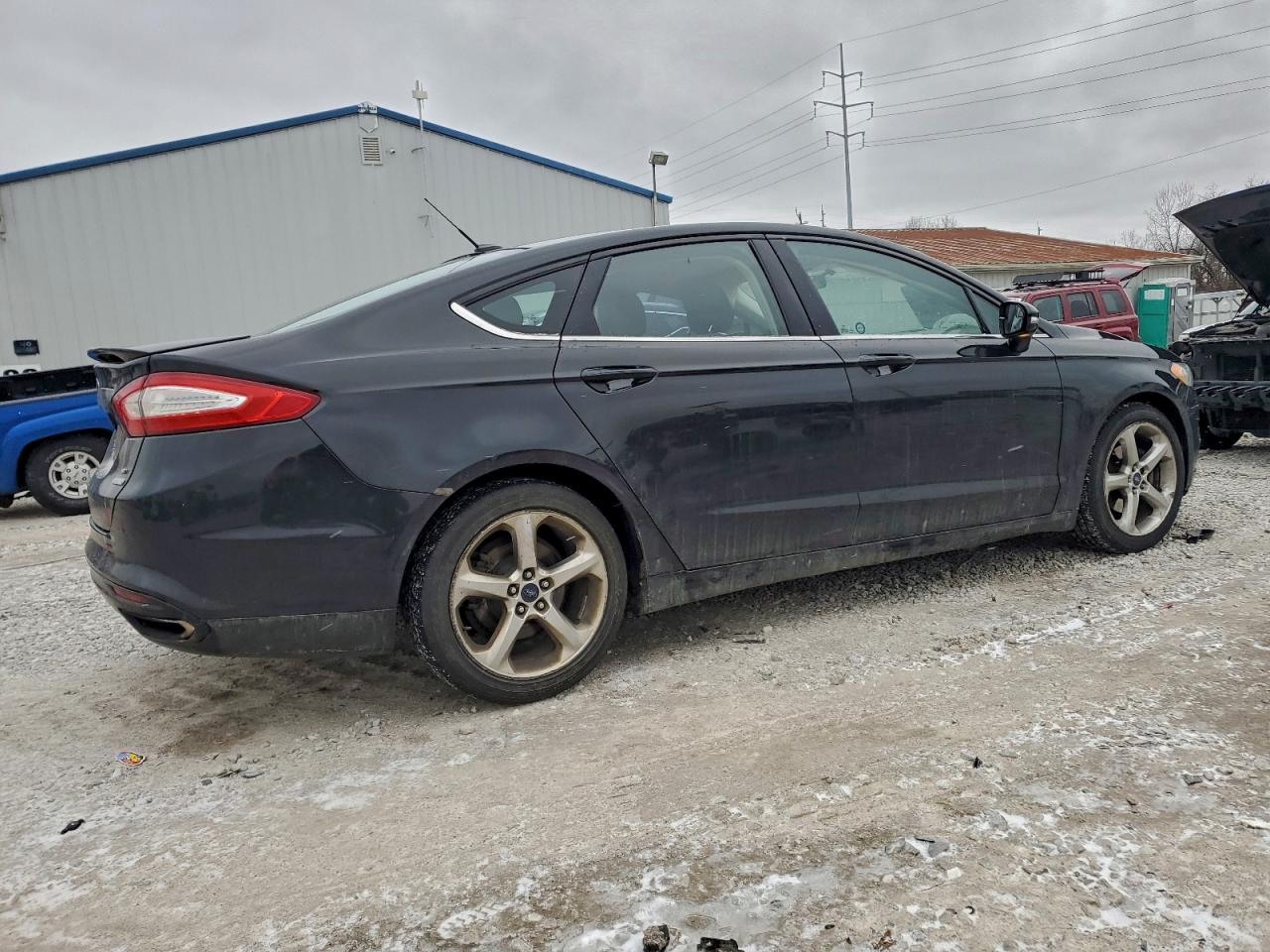 2013 FORD FUSION SE photo 3