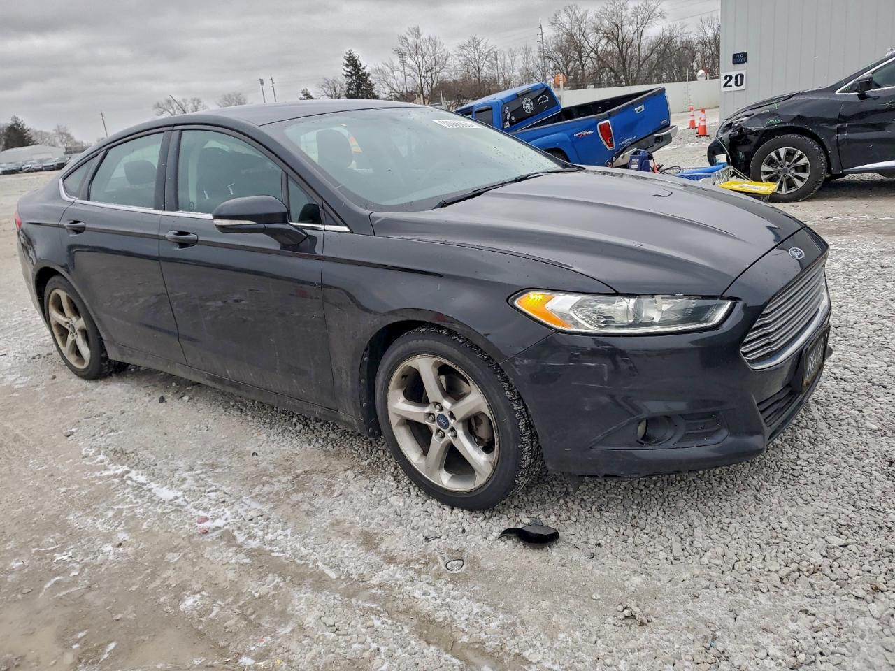 2013 FORD FUSION SE photo 4