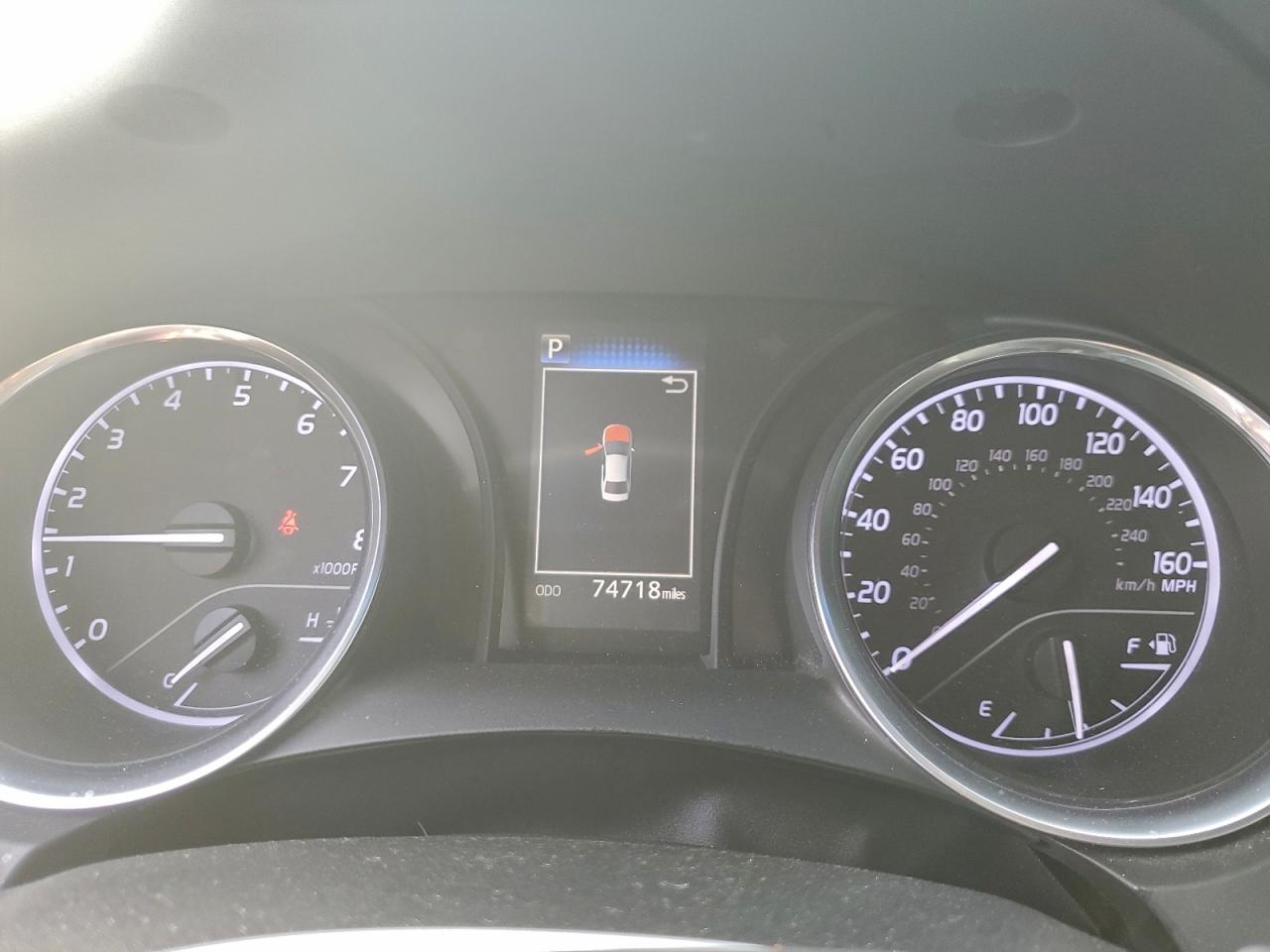 2018 TOYOTA CAMRY L photo 9