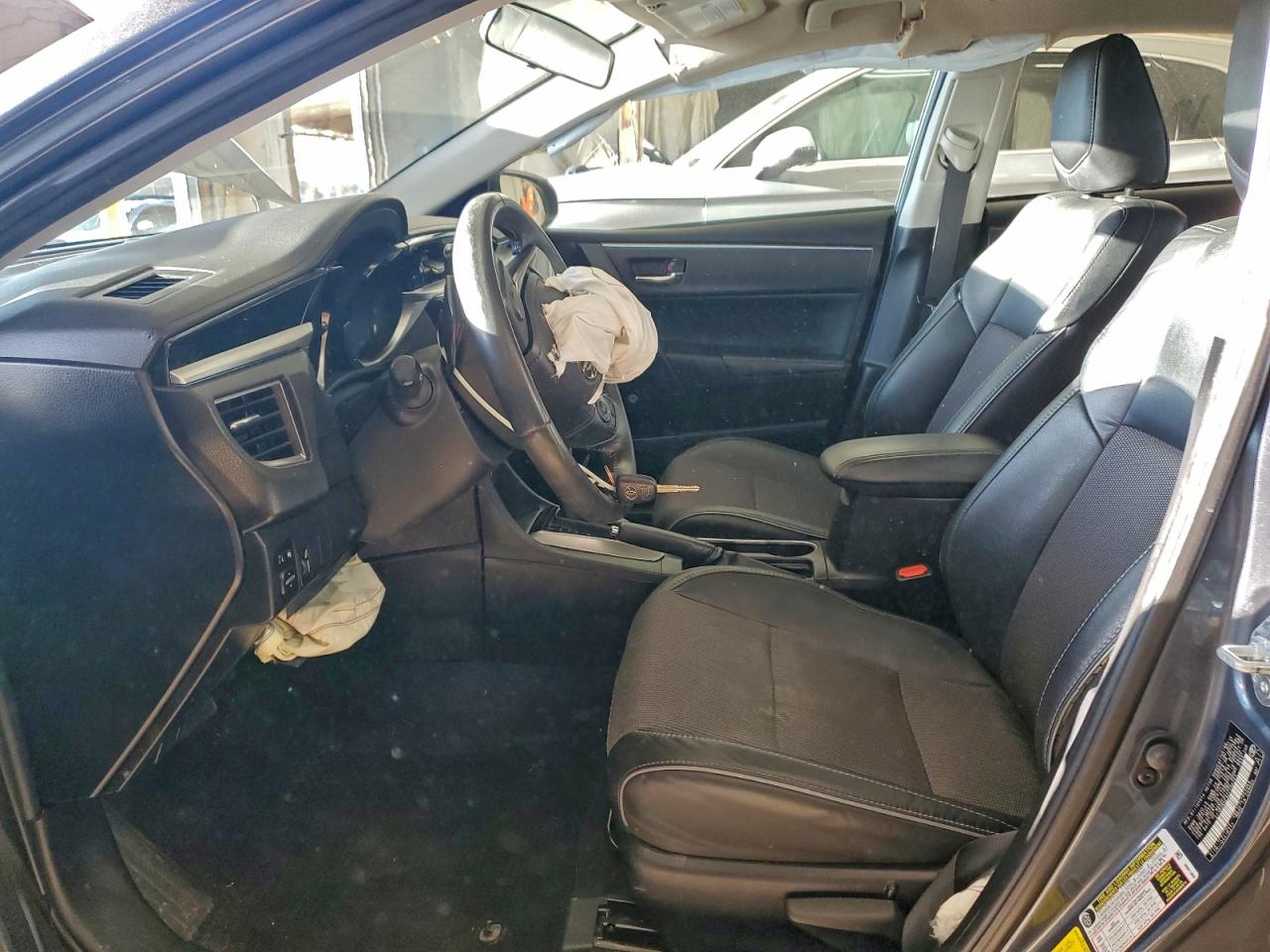 2014 TOYOTA COROLLA L photo 7