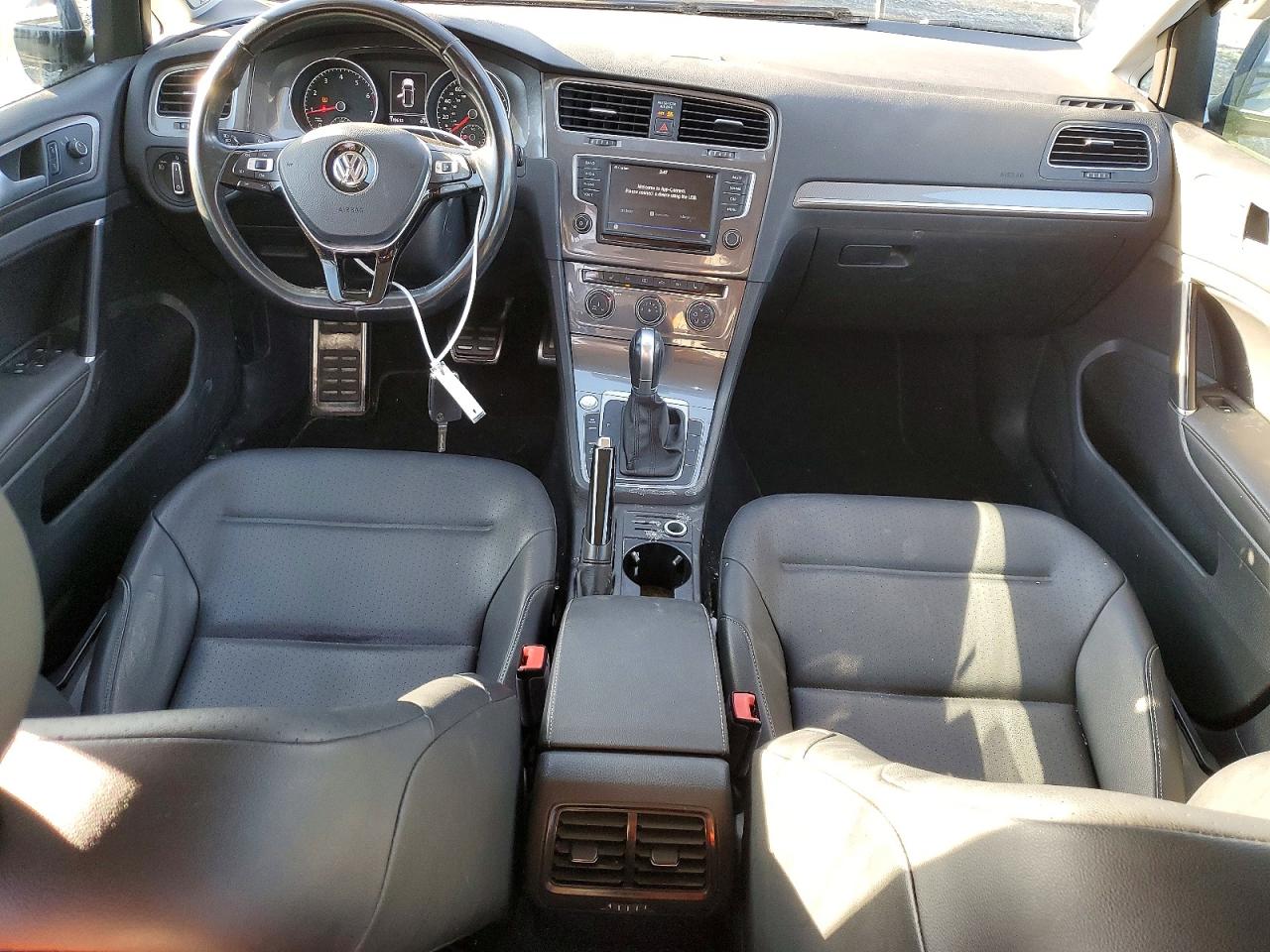2017 VOLKSWAGEN GOLF ALLTRACK S photo 8