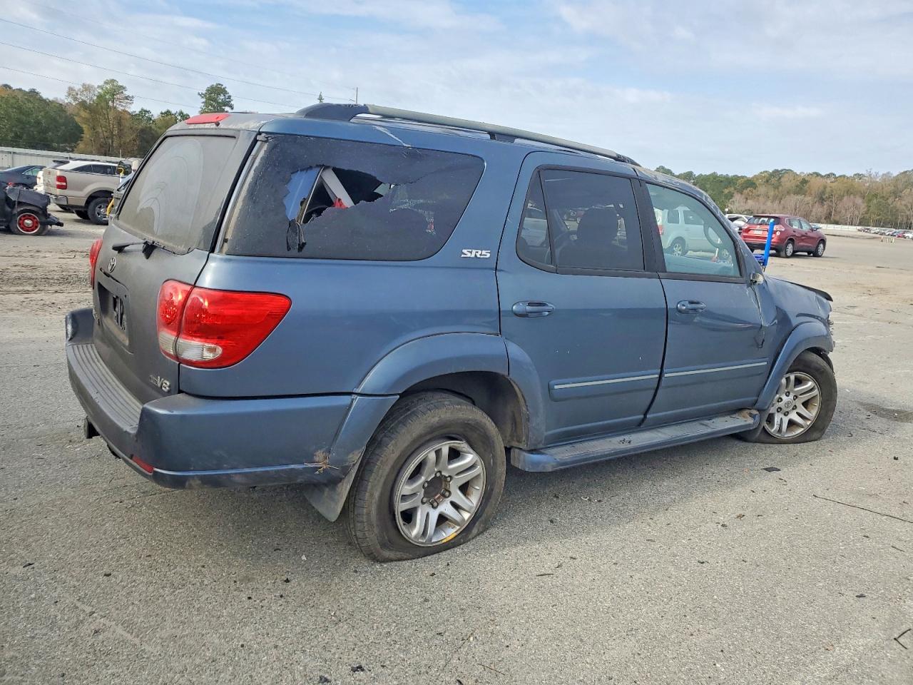 2006 TOYOTA SEQUOIA SR5 photo 3