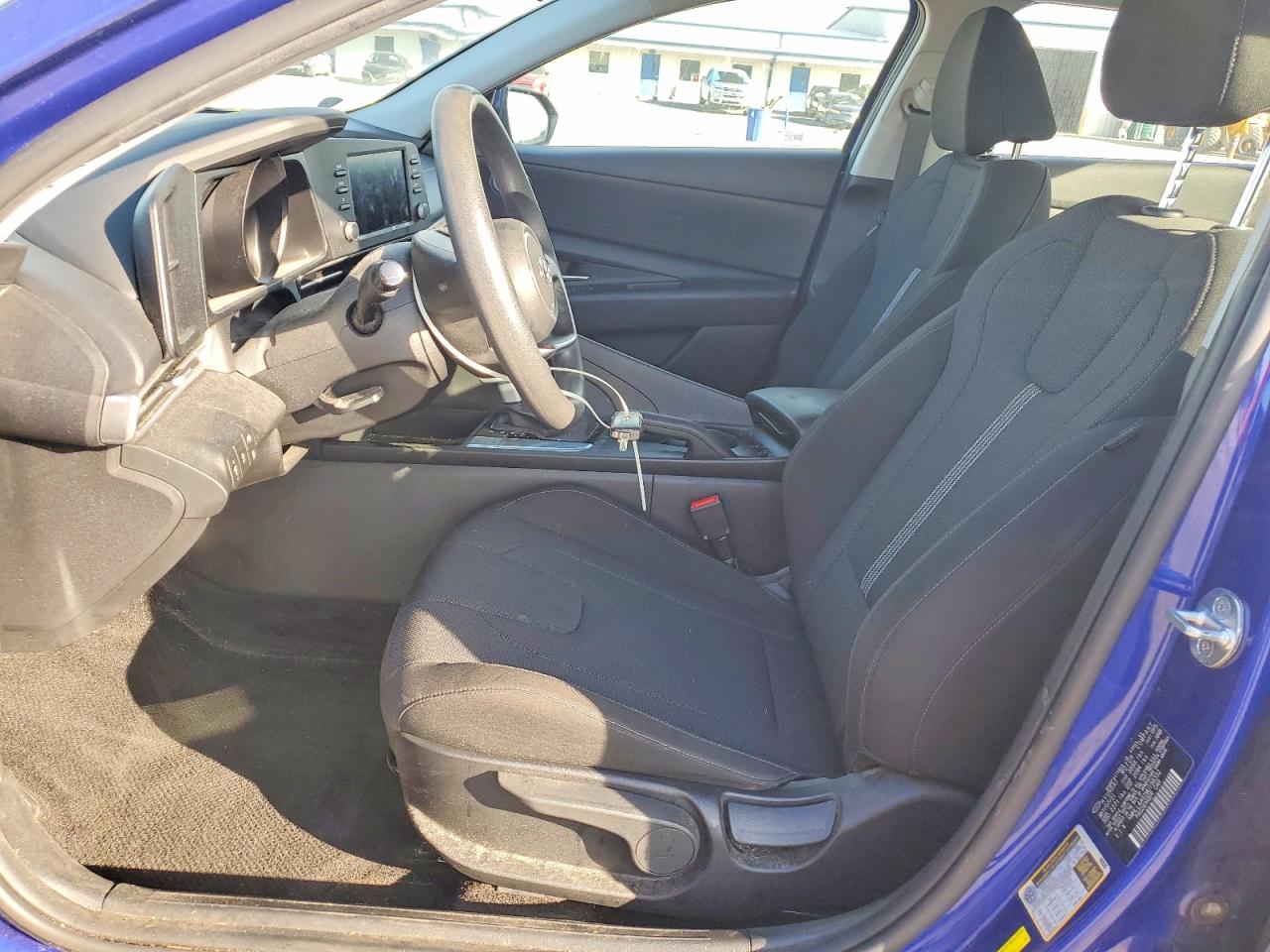 2021 HYUNDAI ELANTRA SE photo 7