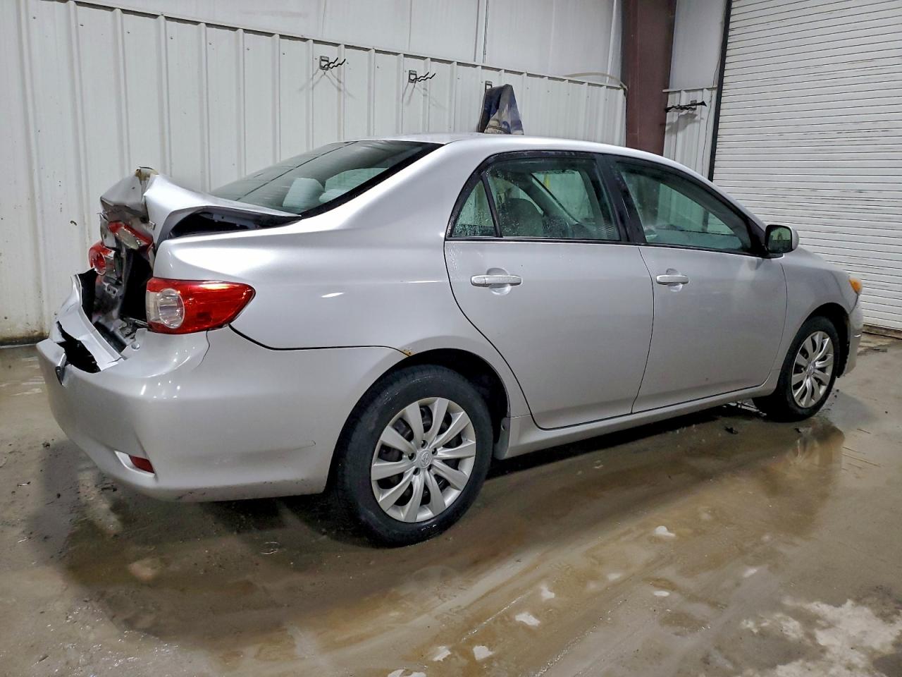 2012 TOYOTA COROLLA BASE photo 3