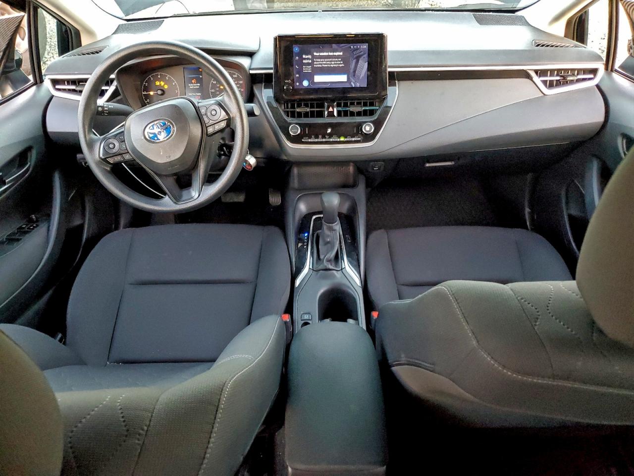 2024 TOYOTA COROLLA LE photo 8