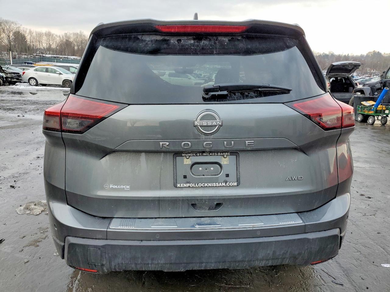 2025 NISSAN ROGUE SV photo 6
