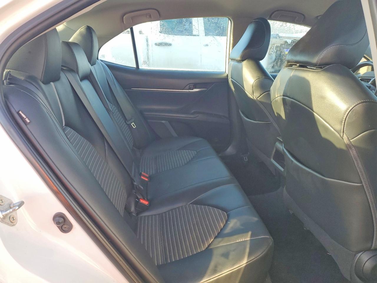 2021 TOYOTA CAMRY SE photo 19