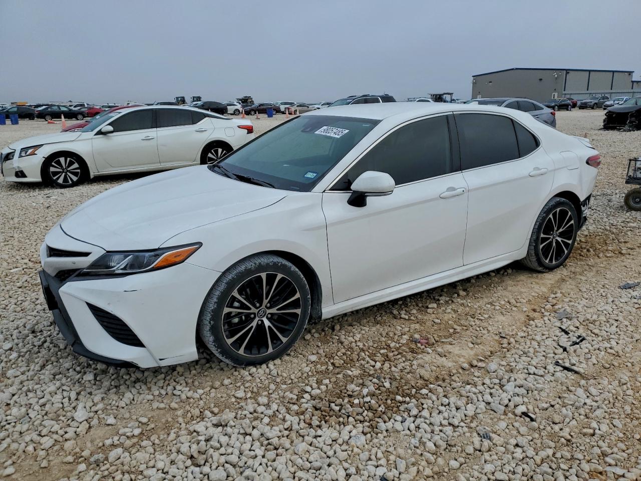 2019 TOYOTA CAMRY