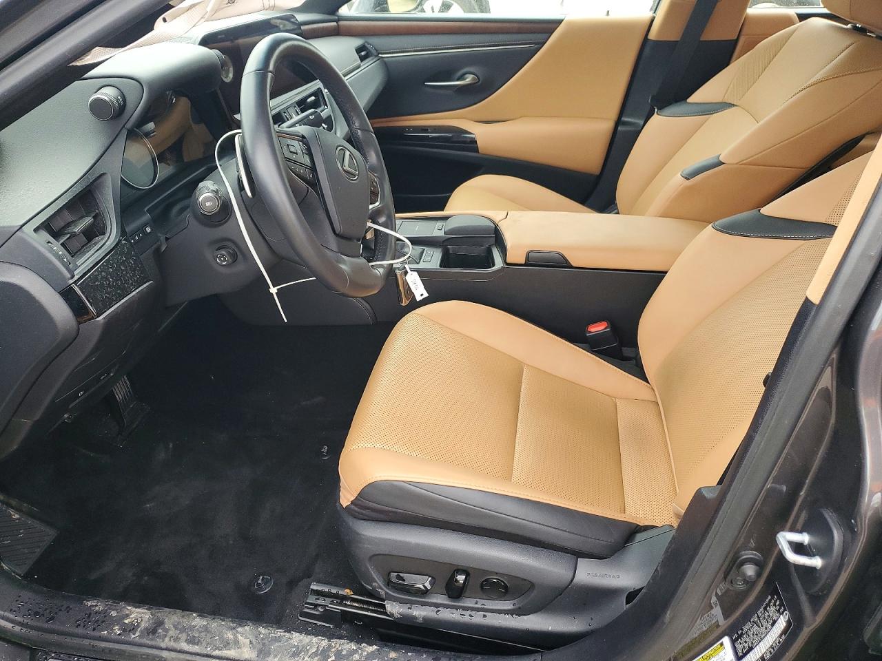 2022 LEXUS ES 300H BASE photo 13