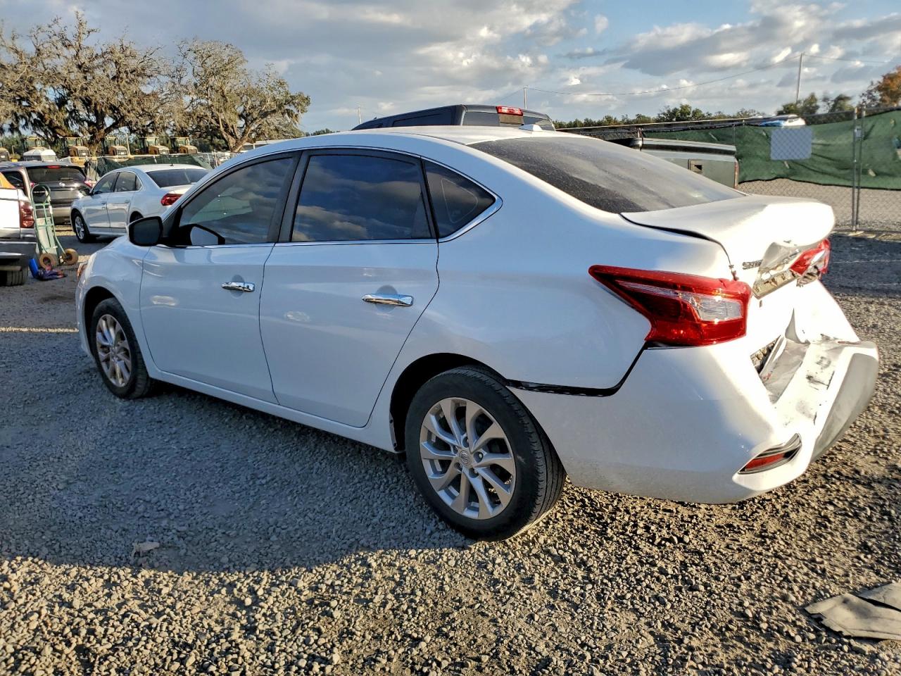 2018 NISSAN SENTRA S photo 2