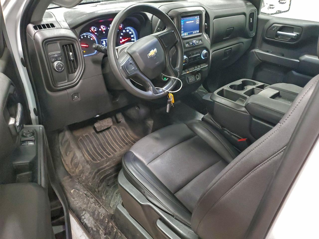 2023 CHEVROLET SILVERADO C1500 photo 8