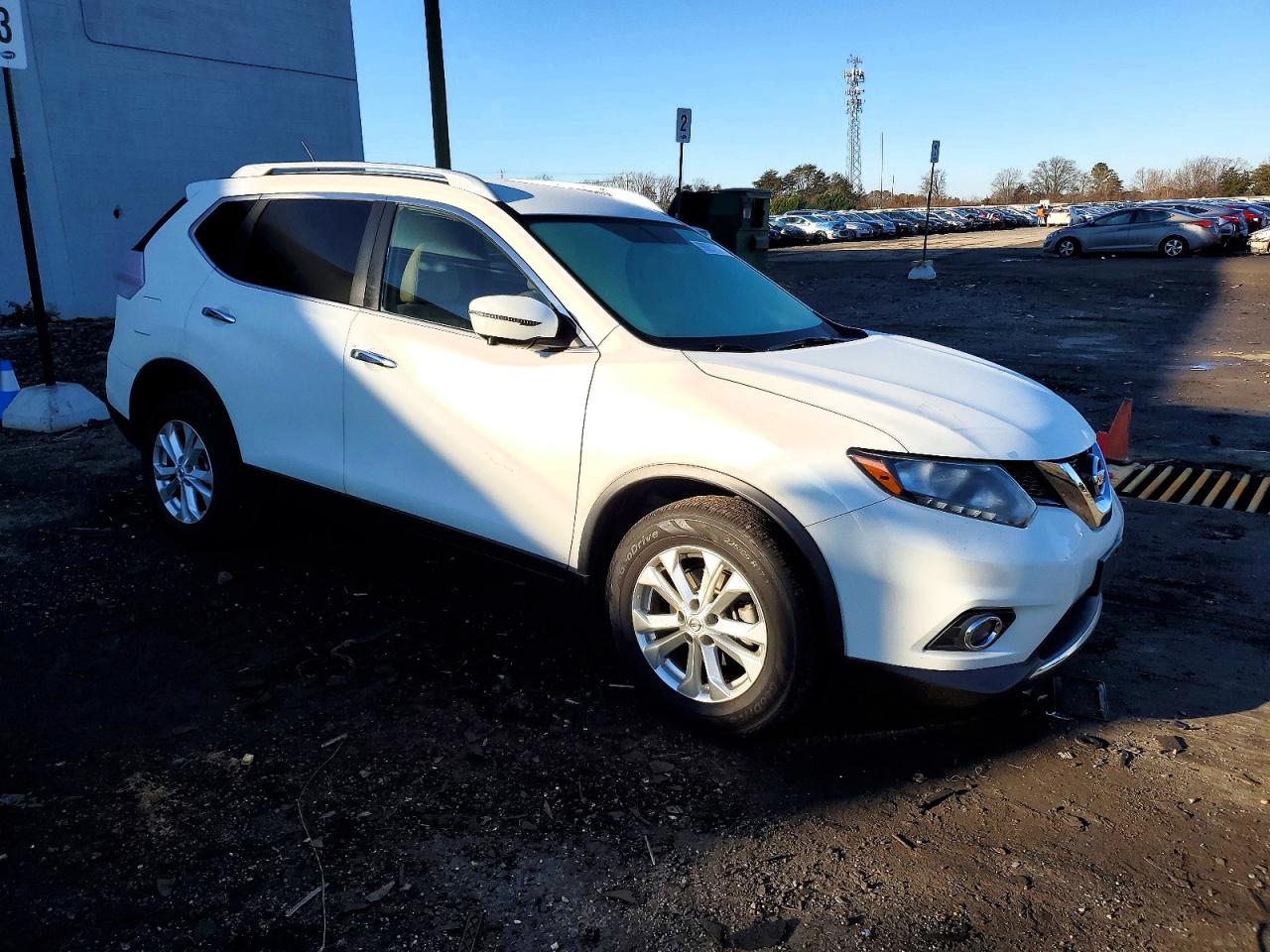 2016 NISSAN ROGUE S photo 4