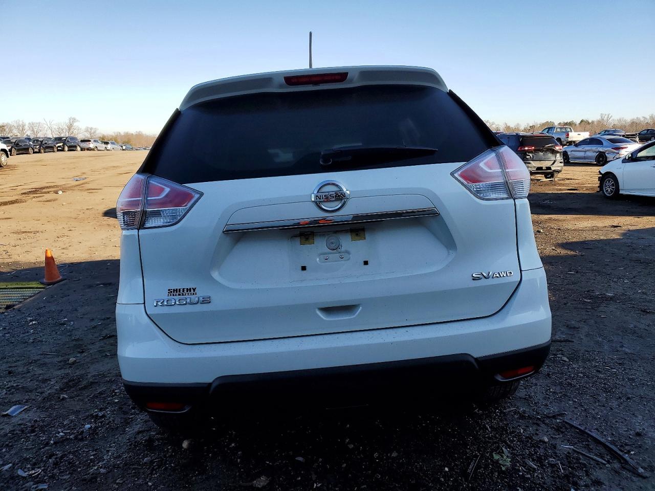 2016 NISSAN ROGUE S photo 6