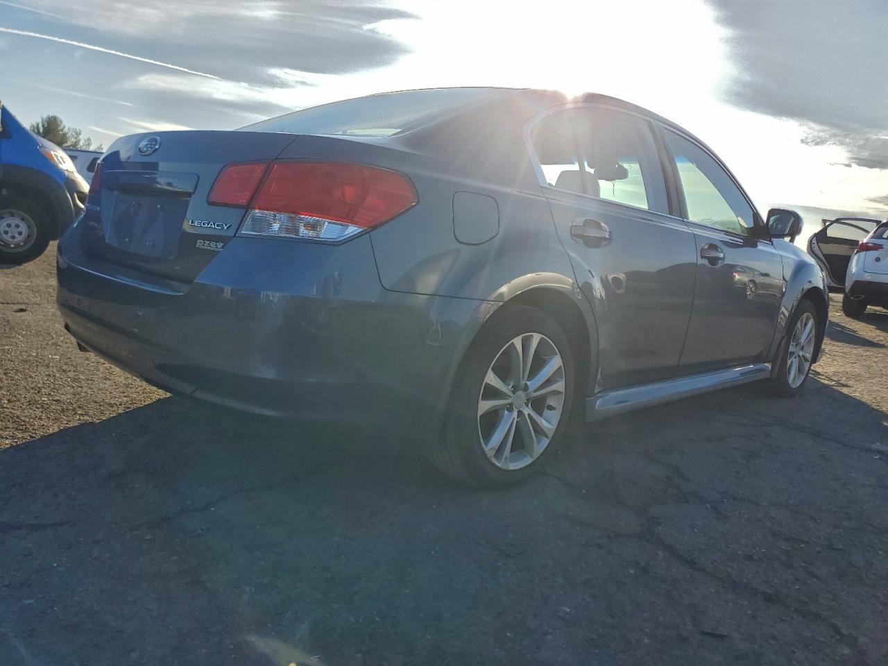 2013 SUBARU LEGACY 2.5I PREMIUM photo 3