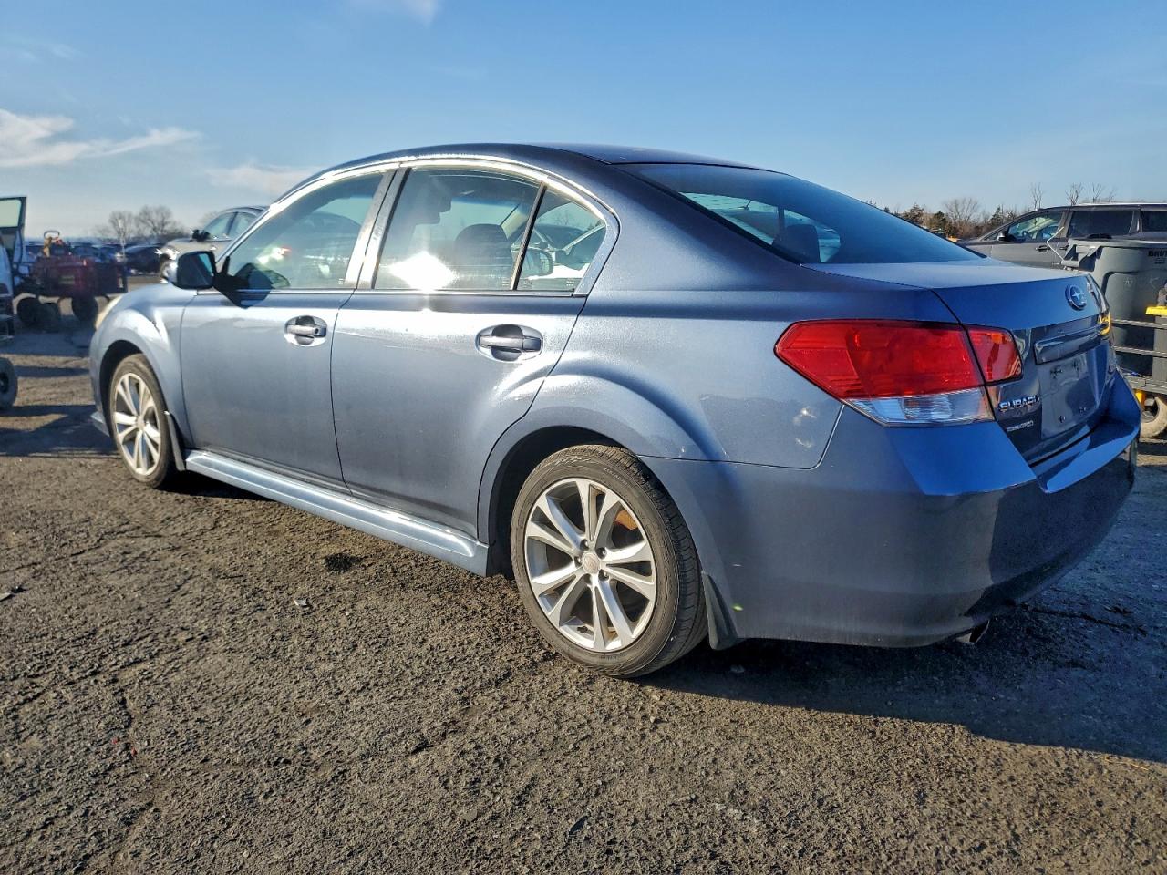 2013 SUBARU LEGACY 2.5I PREMIUM photo 2