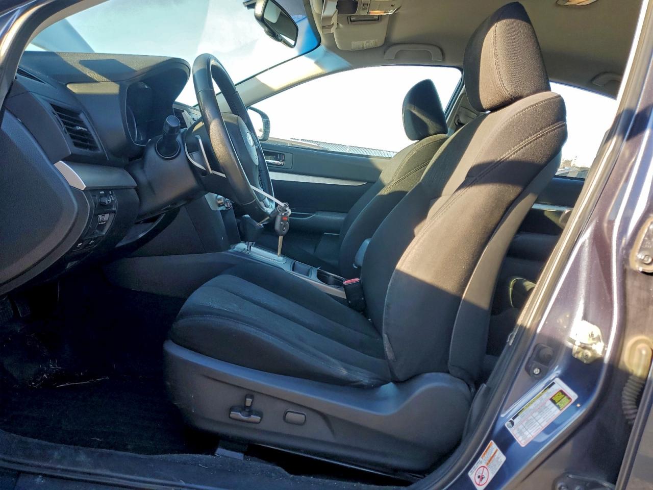 2013 SUBARU LEGACY 2.5I PREMIUM photo 7