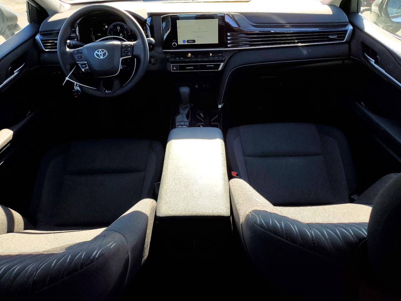 2025 TOYOTA CAMRY XSE photo 8