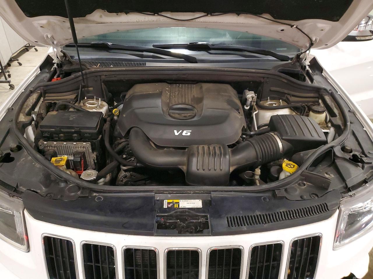 2015 JEEP GRAND CHEROKEE LIMITED photo 12