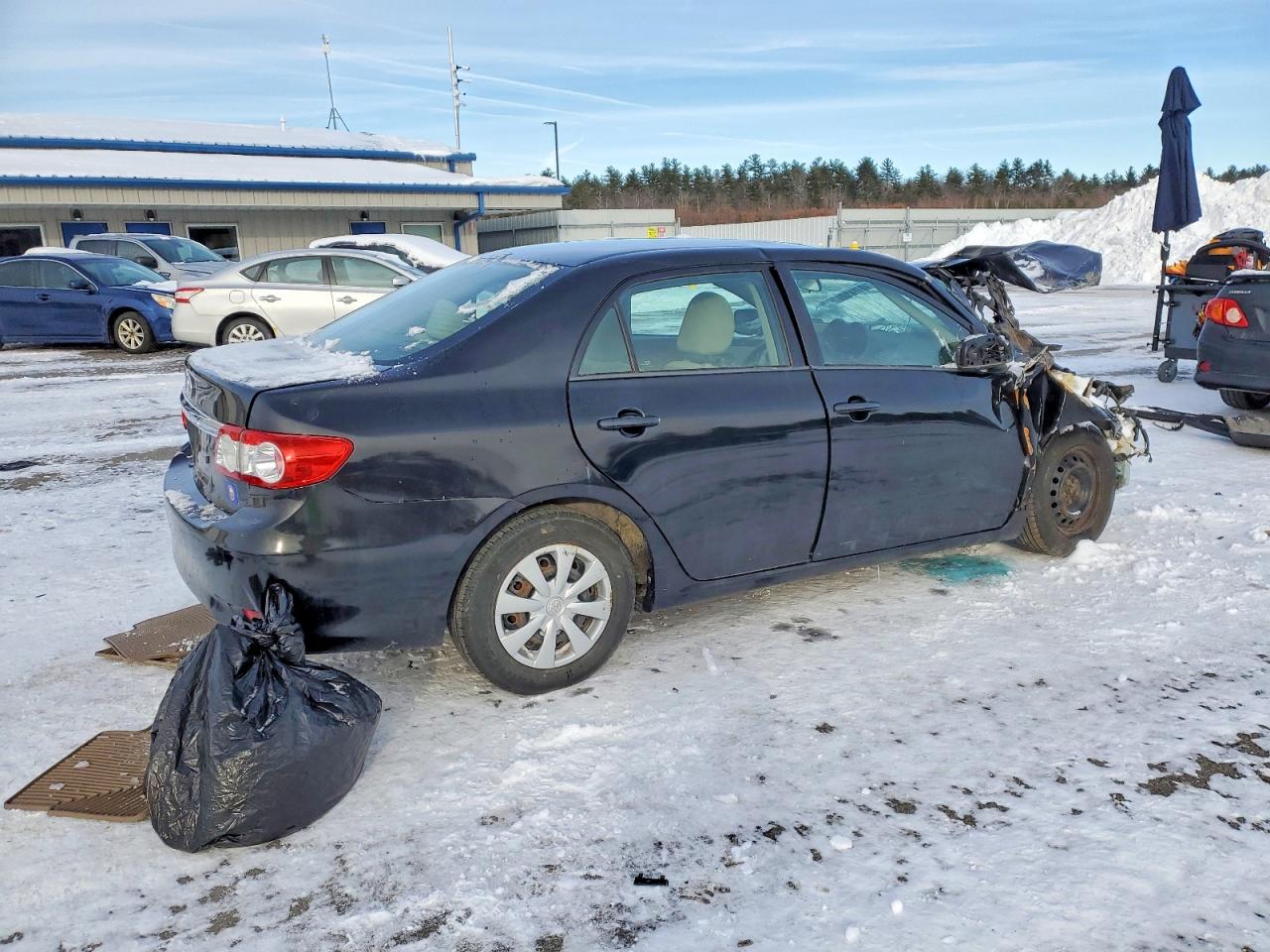 2012 TOYOTA COROLLA BASE photo 3