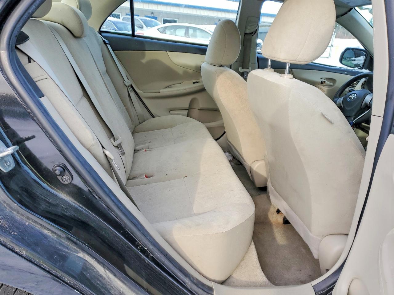 2012 TOYOTA COROLLA BASE photo 10