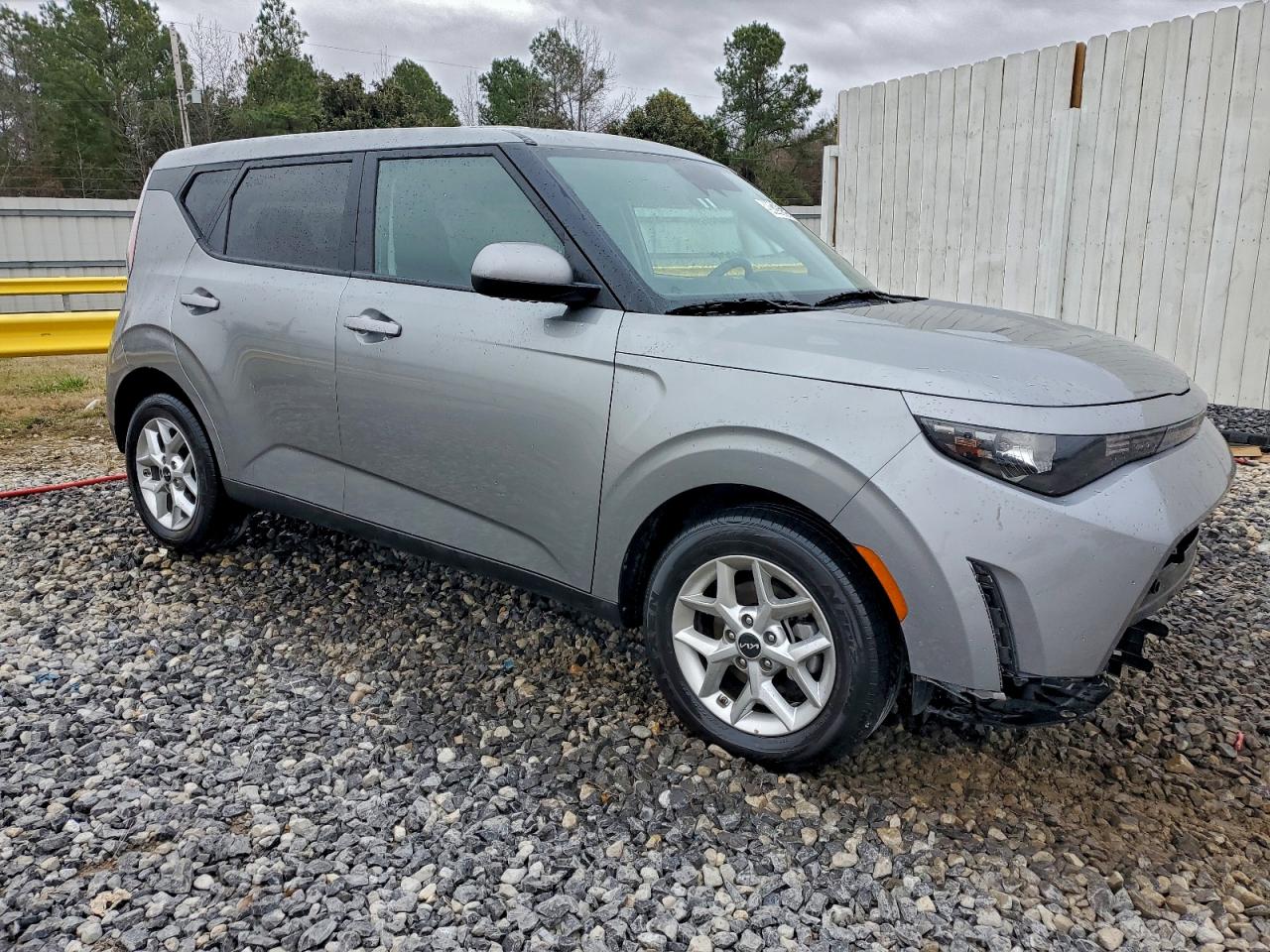 2025 KIA SOUL LX photo 4