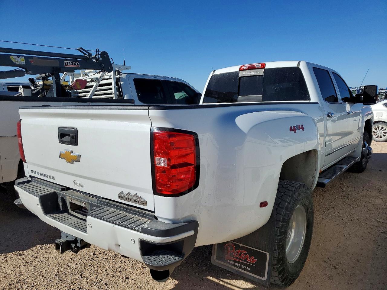 2019 CHEVROLET SILVERADO K3500 HIGH COUNTRY photo 3