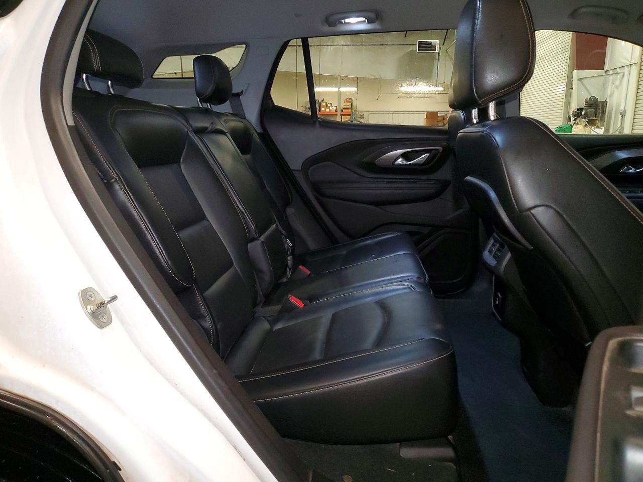 2018 GMC TERRAIN SLT photo 21