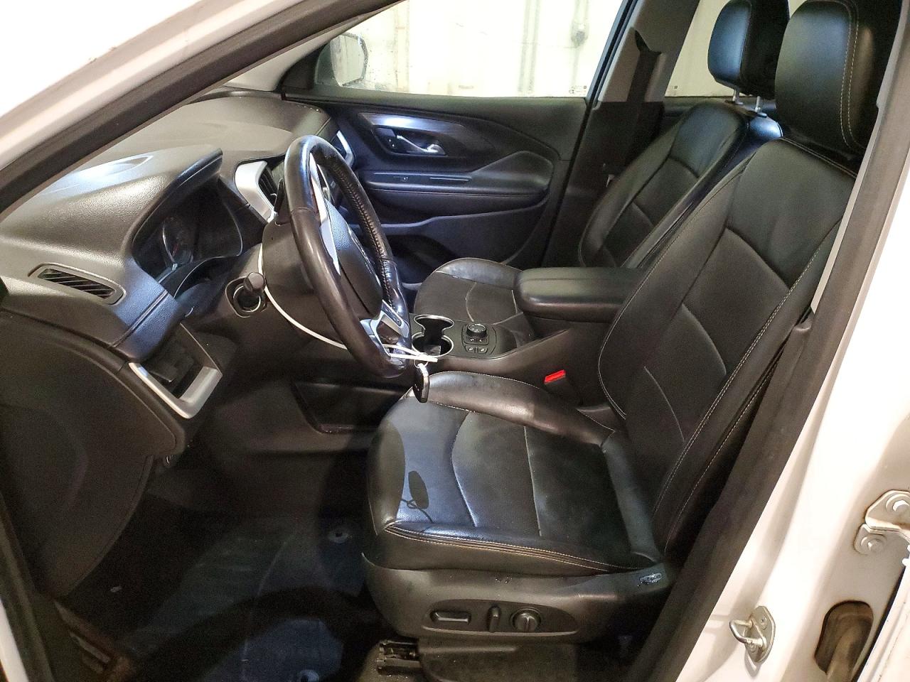 2018 GMC TERRAIN SLT photo 13