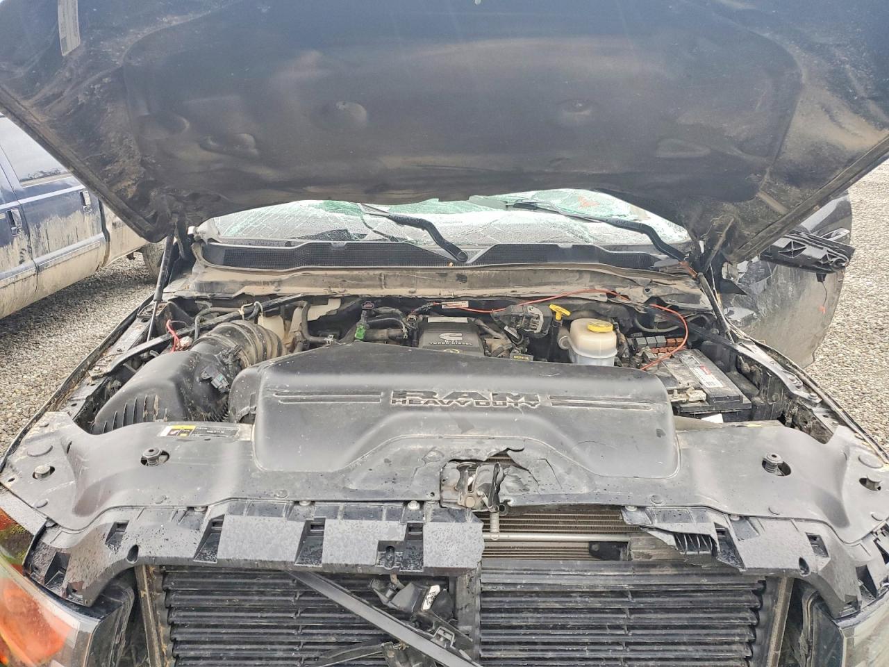 2020 RAM 3500 LARAMIE photo 12