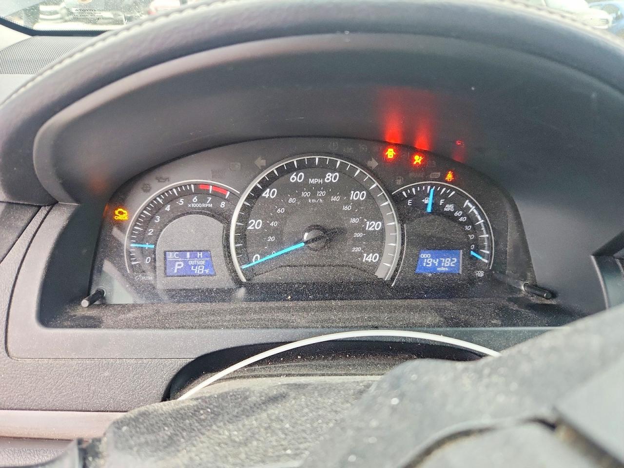 2015 TOYOTA CAMRY LE photo 9