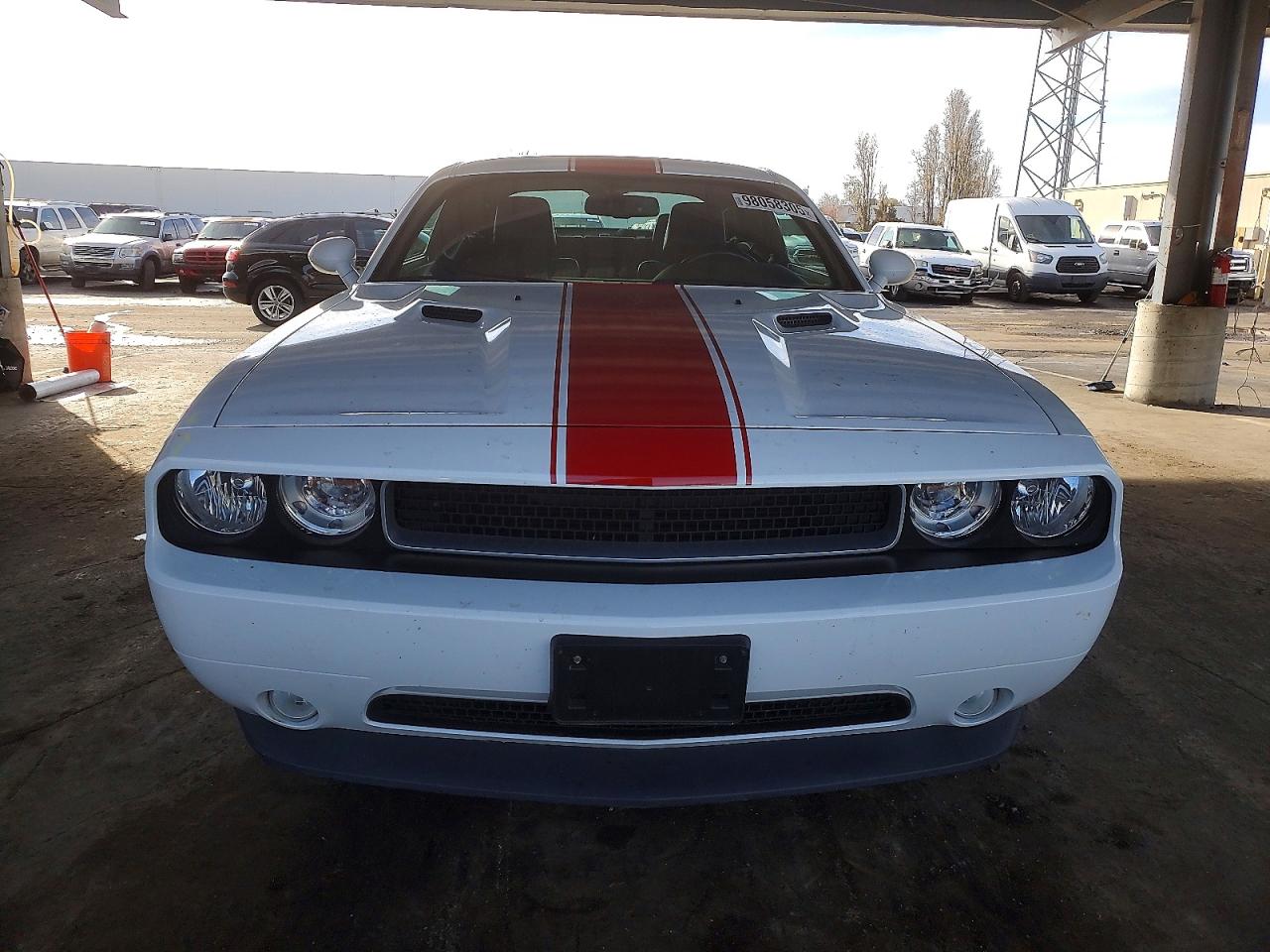 2013 DODGE CHALLENGER SXT photo 5