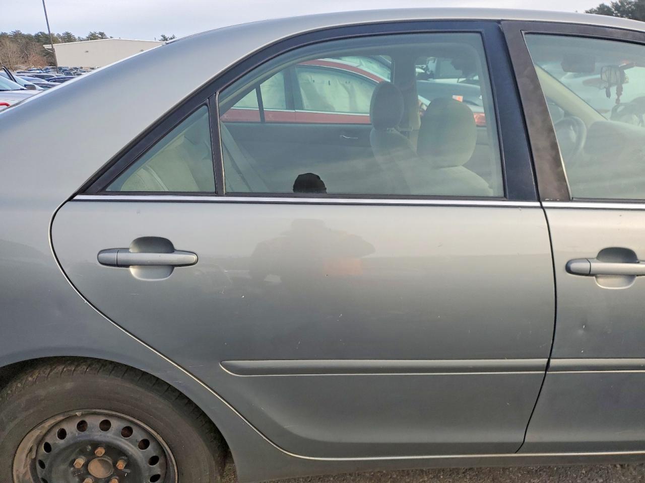 2005 TOYOTA CAMRY LE photo 10