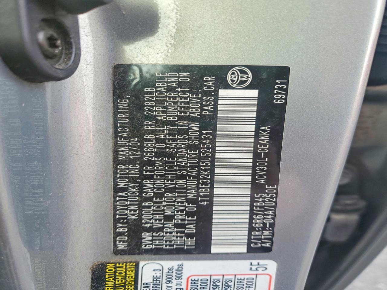 2005 TOYOTA CAMRY LE photo 12