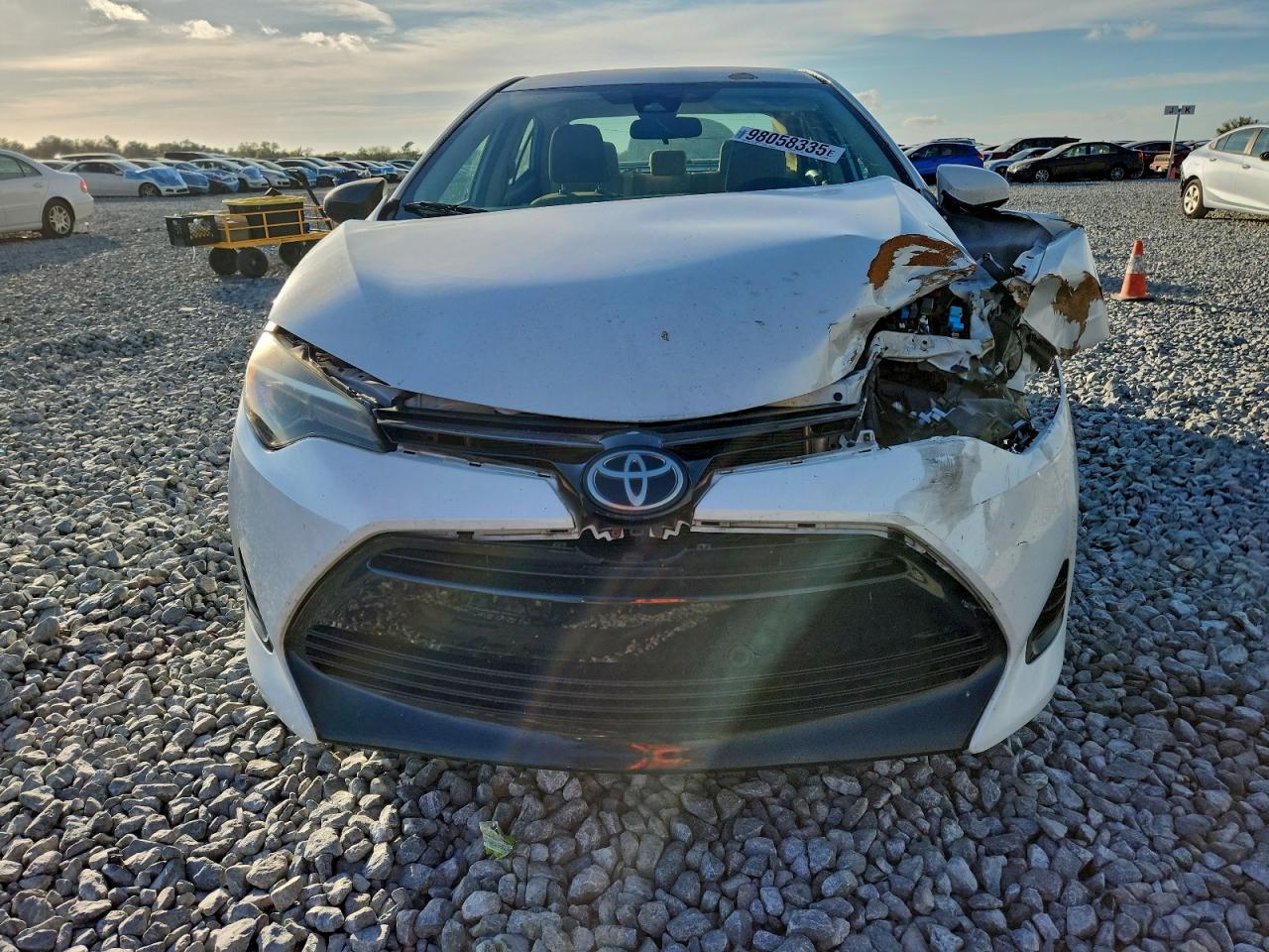 2017 TOYOTA COROLLA LE photo 9